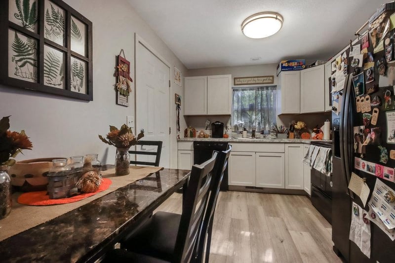 508 W Allen St, Rice Lake, WI 54868