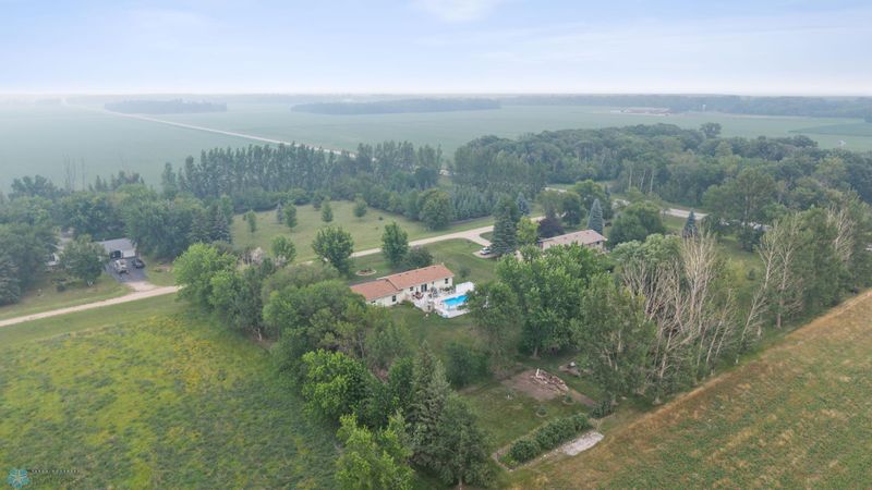 613 77th Ave NW, Moorhead, MN 56560