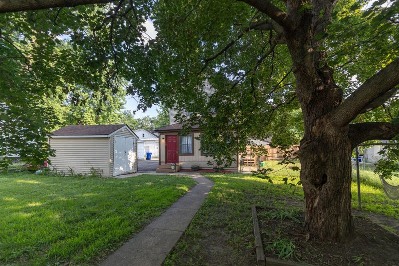 62 Hatch Ave, Saint Paul, MN 55117