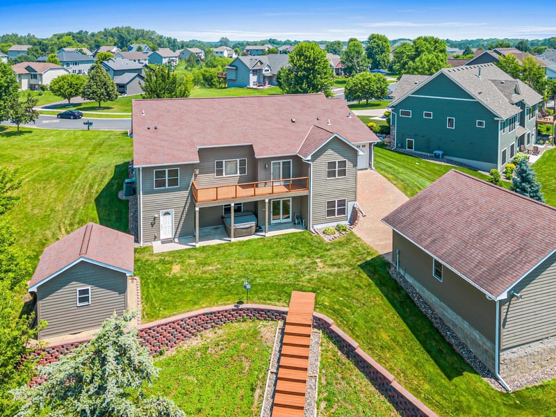 12605 314th St, Lindstrom, MN 55045