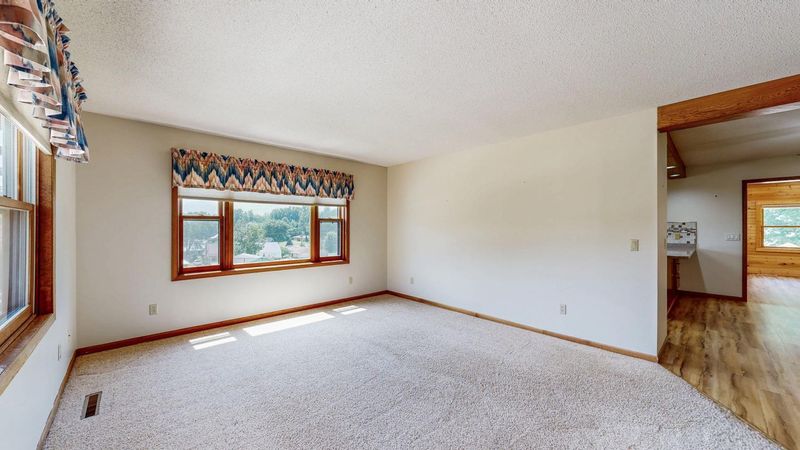 117 Kansas St NW, Preston, MN 55965
