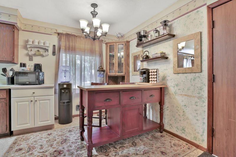 10178 Uplander St NW, Coon Rapids, MN 55433