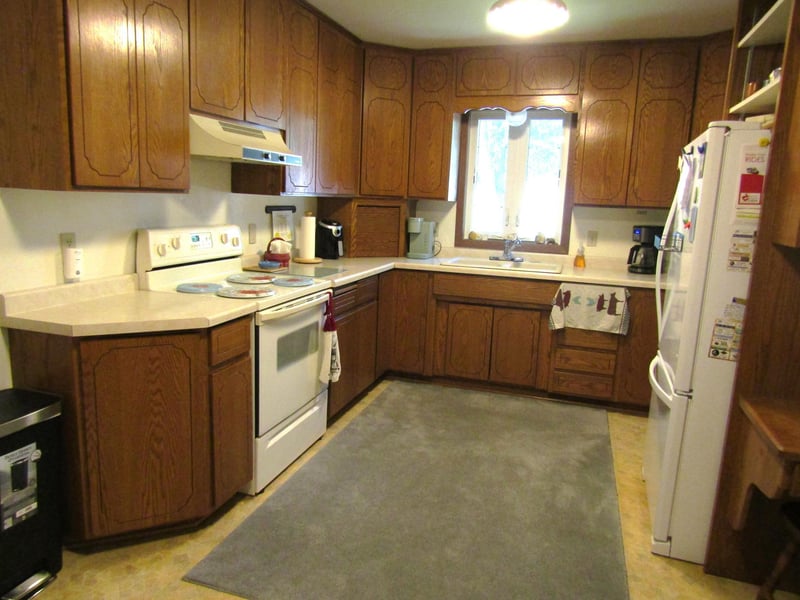 231 E Sorenson Ave, Appleton, MN 56208