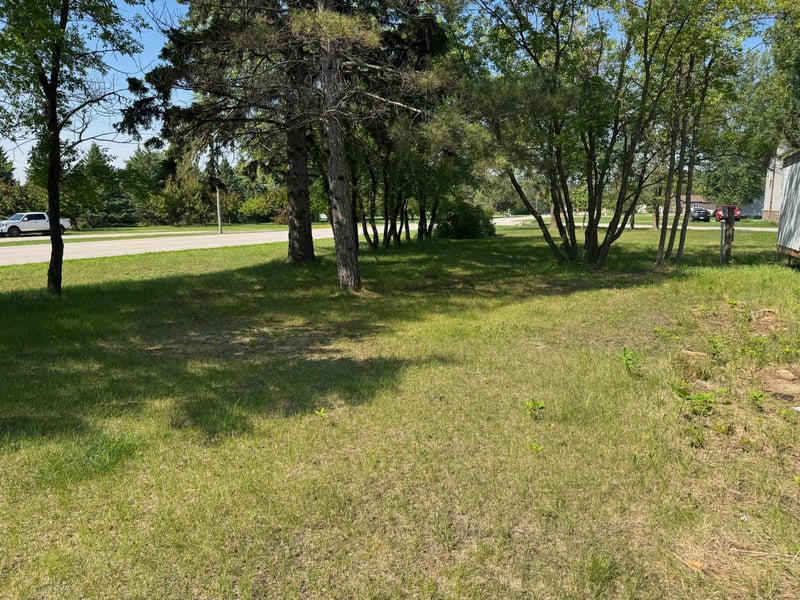 309 Alaska St E, Lancaster, MN 56735