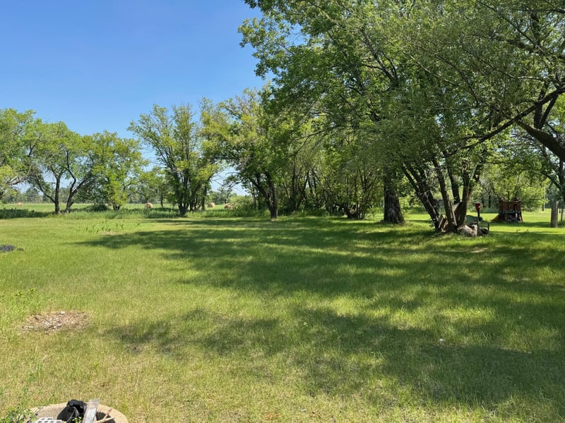 309 Alaska St E, Lancaster, MN 56735