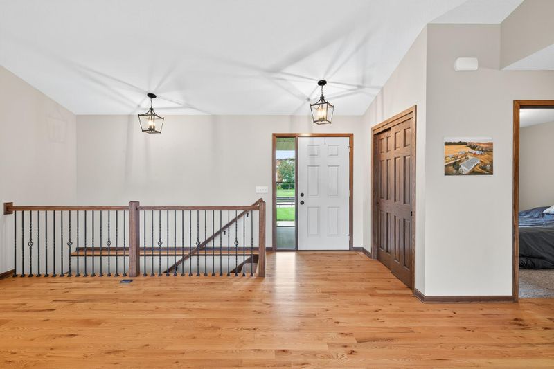 805 Clover Springs Ct, Delano, MN 55328