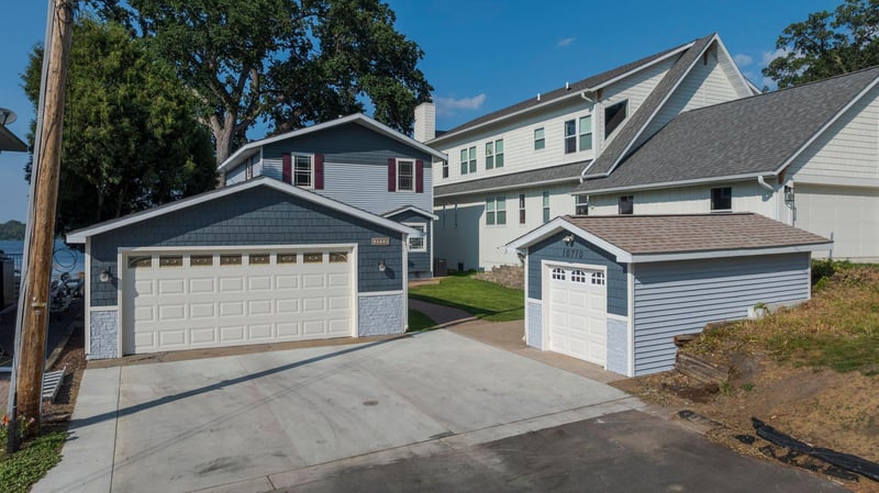 10710 15th Ave N, Plymouth, MN 55441