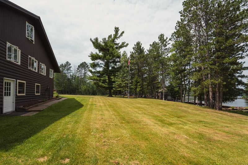 5607 Skogvei Rd, Duluth, MN 55803