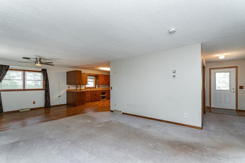 57046 160th Ave, West Concord, MN 55985