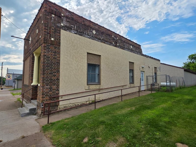 134 Soo Ave E, Almena, WI 54805
