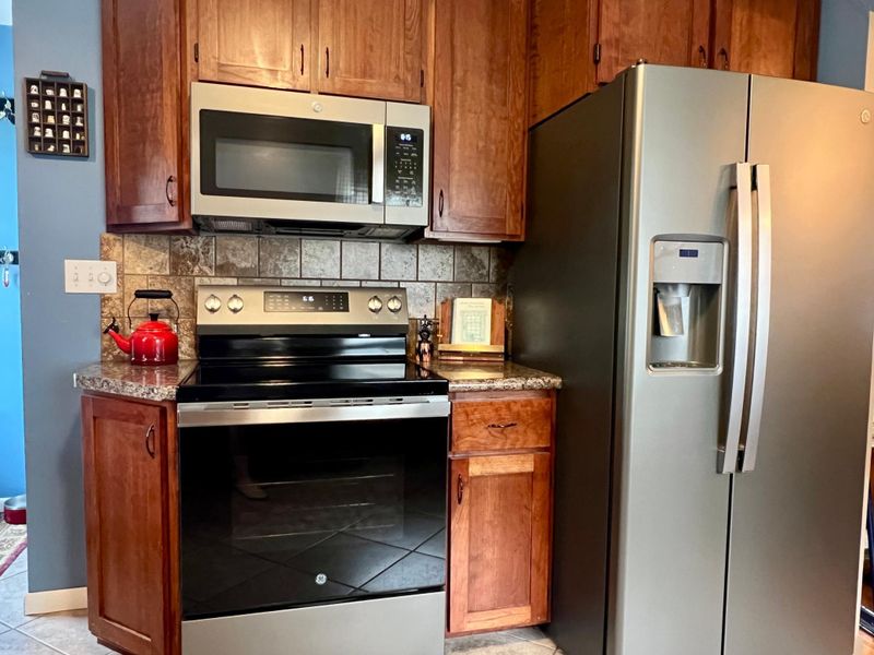117 S Oregon Ave, Morris, MN 56267