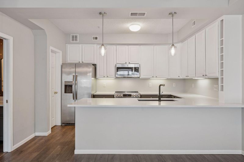 7601 Garfield Ave #103, Richfield, MN 55423