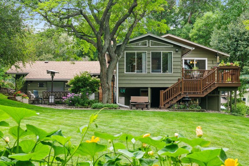 730 Windemere Dr, Plymouth, MN 55441
