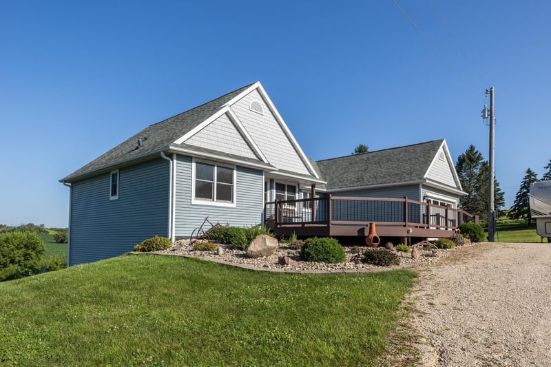 3195 115th St NW, Oronoco, MN 55960
