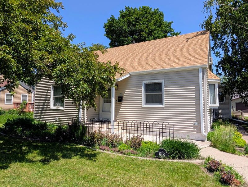 918 N 3rd St, Montevideo, MN 56265