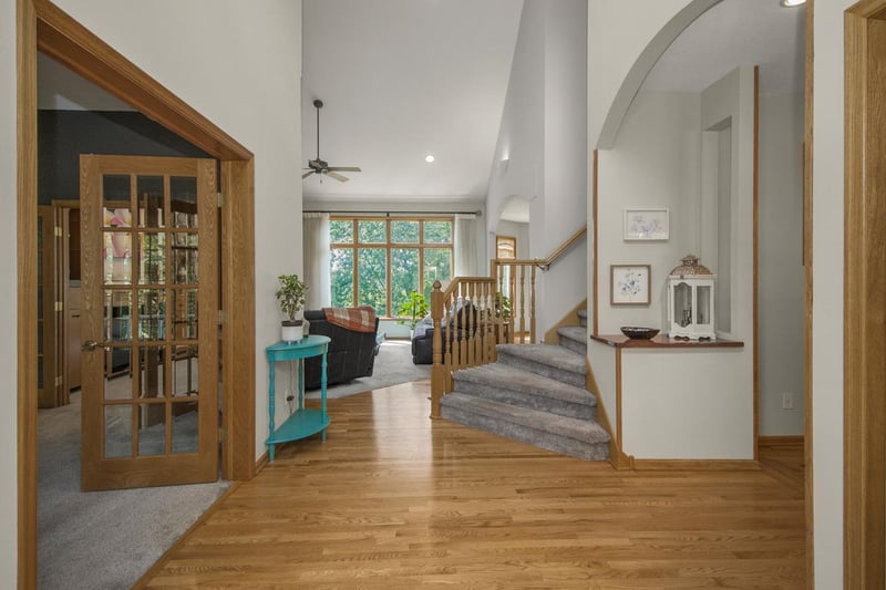 6733 Timberwolf Trl, Lino Lakes, MN 55038