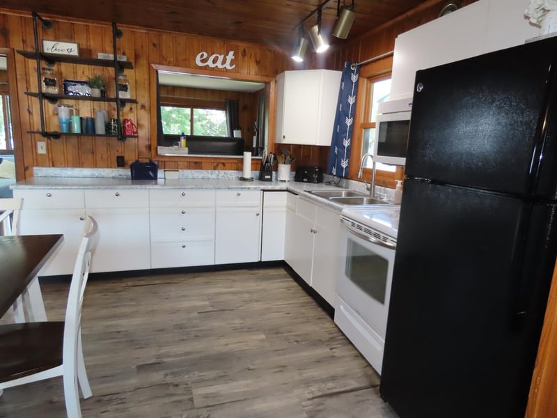 7582 Tailor Rd, Wahkon, MN 56386