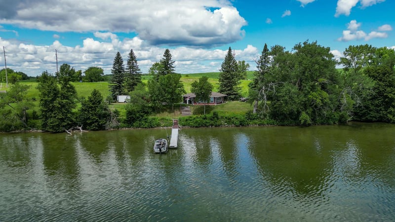 40414 Cliff Rd, Clitherall, MN 56524