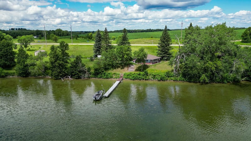 40414 Cliff Rd, Clitherall, MN 56524