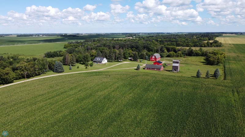 8314 80th Ave S, Sabin, MN 56580