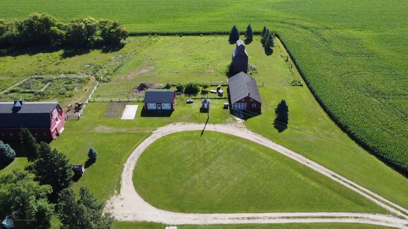 8314 80th Ave S, Sabin, MN 56580