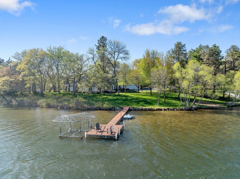 11507 42nd St SE, Clear Lake, MN 55319