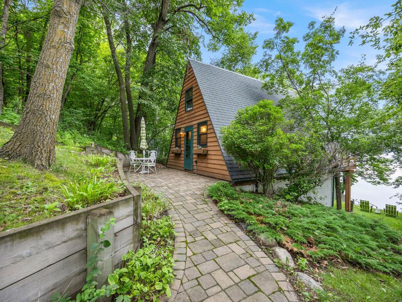 24916 Mary St, Paynesville, MN 56362