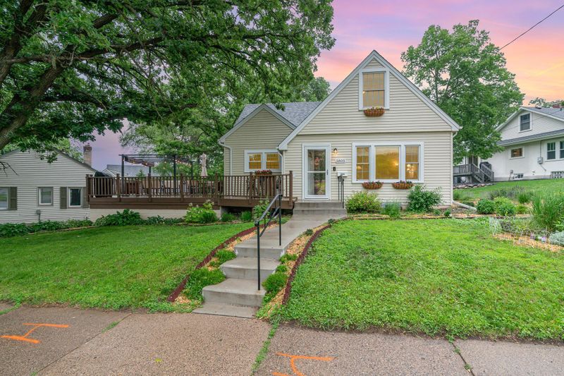 5805 Sunrise Dr, Minneapolis, MN 55419