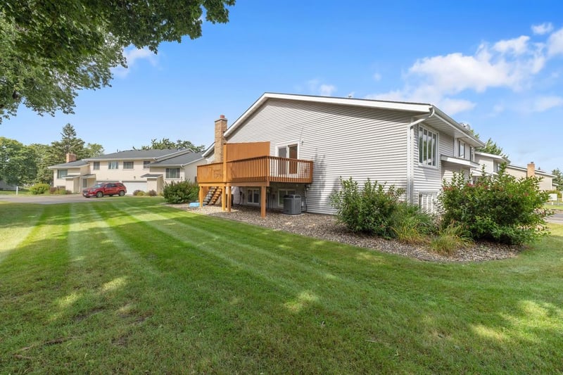 6744 Foliage Ct W, Rosemount, MN 55068
