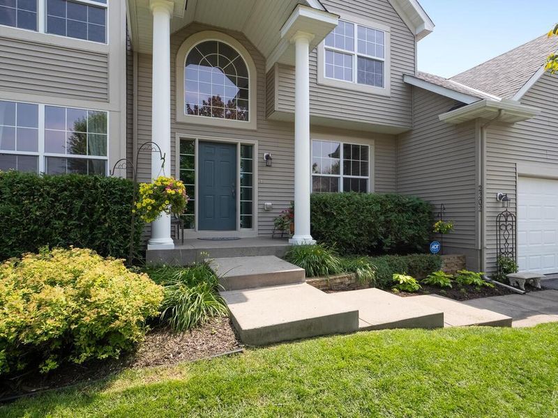 2202 Saddlebrook Rd, Buffalo, MN 55313