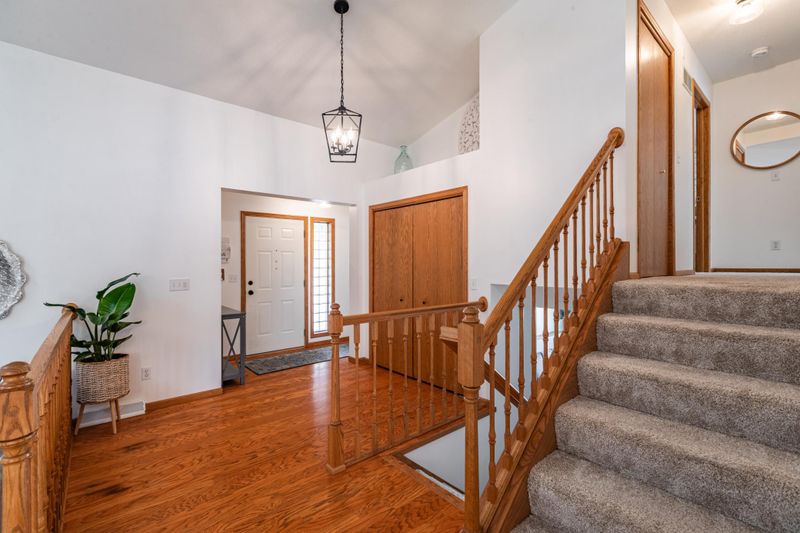 101 Dell Ave, La Crescent, MN 55947