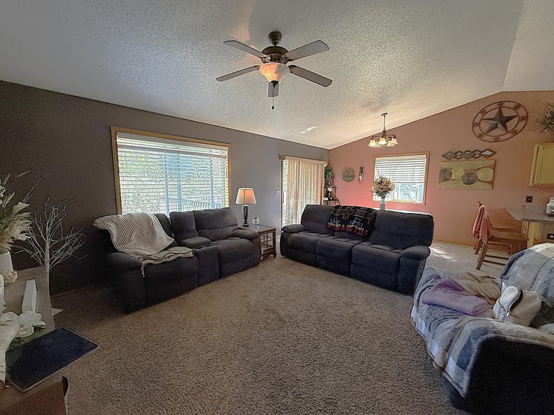 310 4th St SW, Clara City, MN 56222