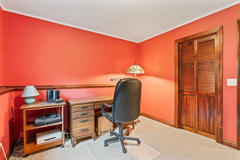 2315 Valley Dr, Northfield, MN 55057