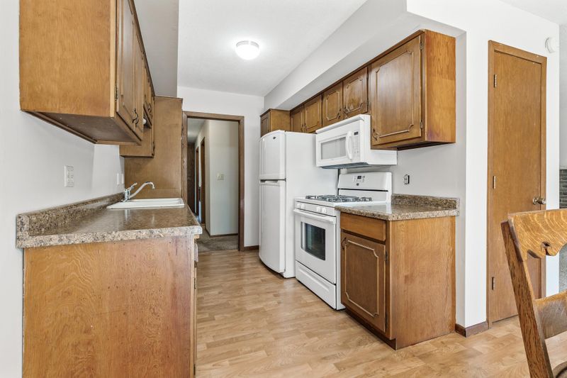 1612 Euclid St, Saint Paul, MN 55106