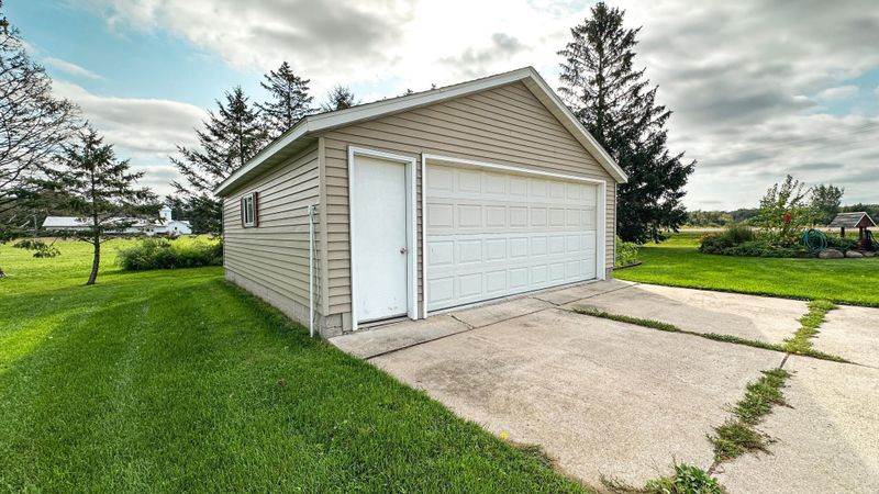 34102 Nature Rd, Foley, MN 56329