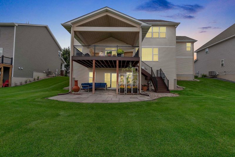 15253 Eagle Bay Way, Apple Valley, MN 55124