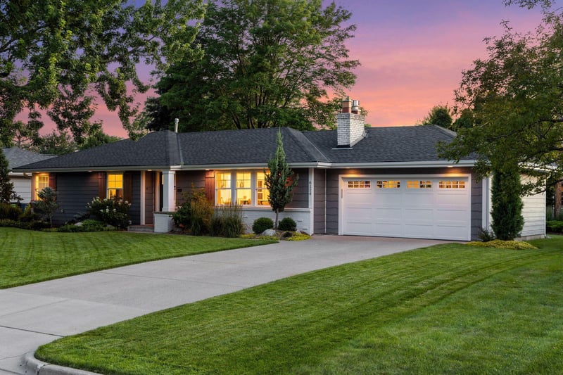 6124 Beard Ave S, Edina, MN 55410