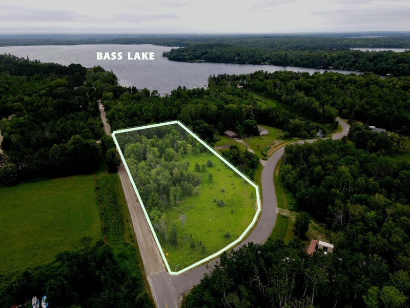 27908 Sunset Point Rd, Cohasset, MN 55721