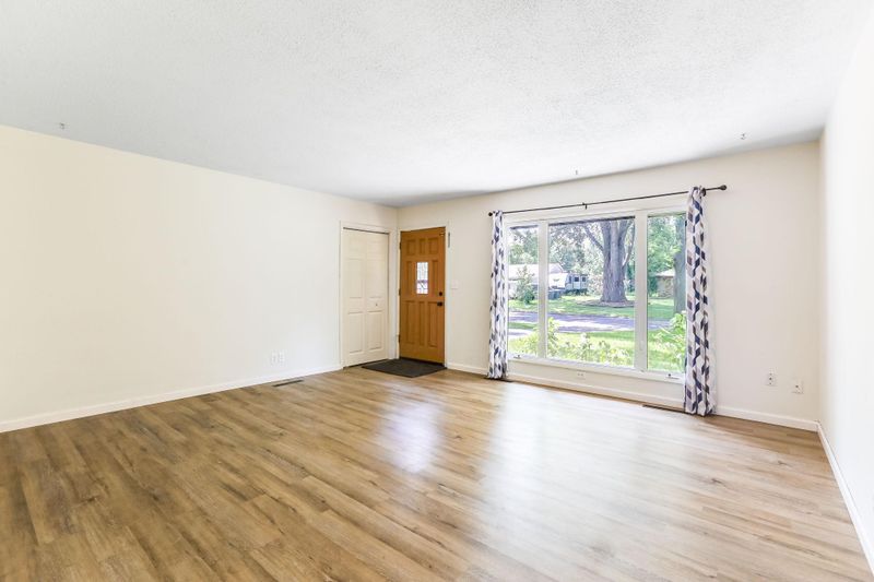 10251 Sycamore St NW, Coon Rapids, MN 55433