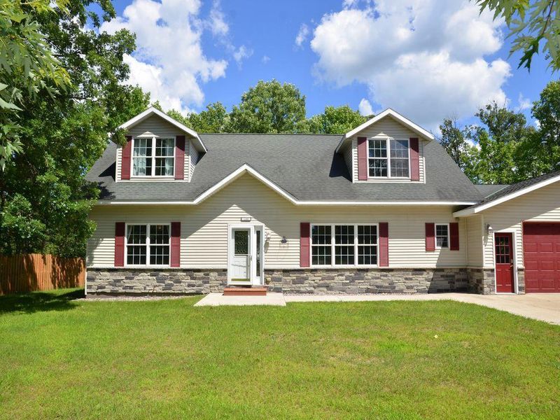 1208 Edmond Dr, Park Rapids, MN 56470