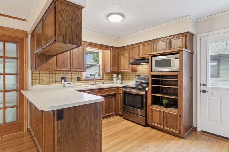 506 12th Ave S, South Saint Paul, MN 55075