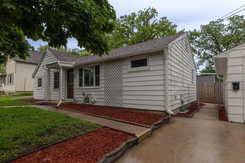 432 12th Ave SE, Rochester, MN 55904