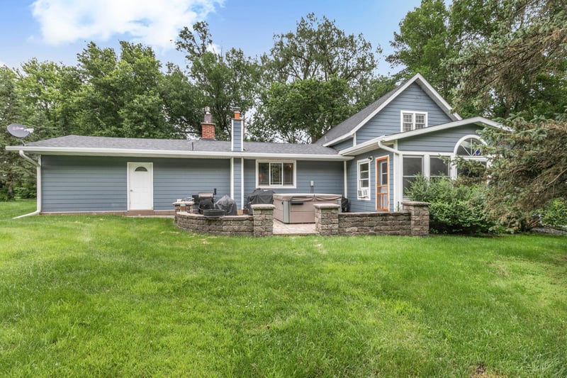 4341 142 Ave SW, Raymond, MN 56282