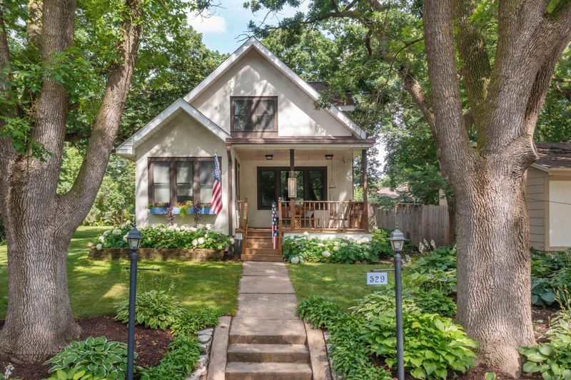529 Arthur St, Hopkins, MN 55343