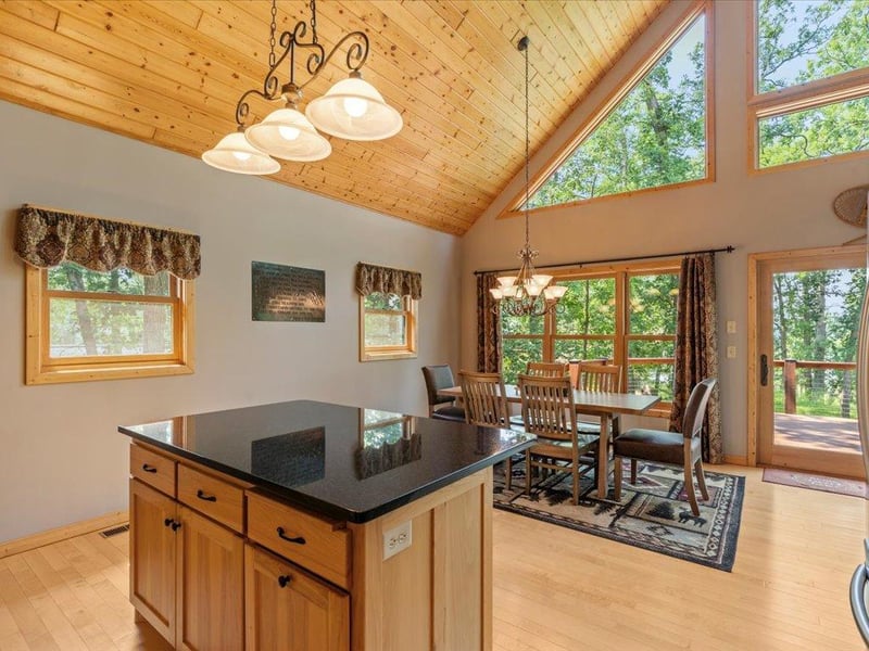 33811 Winnamakee Shores Rd, Pequot Lakes, MN 56472