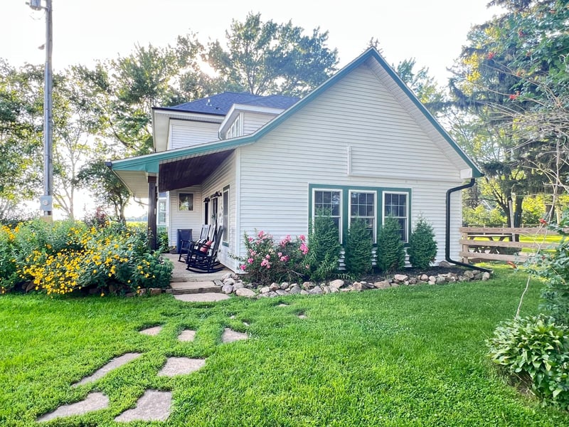 18952 County 1, Spring Valley, MN 55975