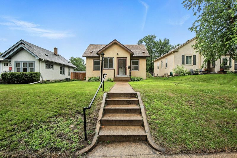 4529 17th Ave S, Minneapolis, MN 55407