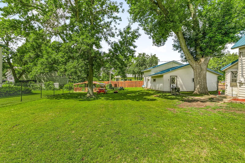 402 Main St S, Atwater, MN 56209