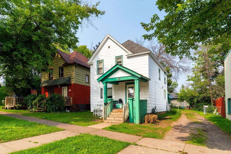 420 S 18th Ave E, Duluth, MN 55812