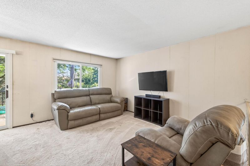 4173 Sylvia Ln S, Shoreview, MN 55126